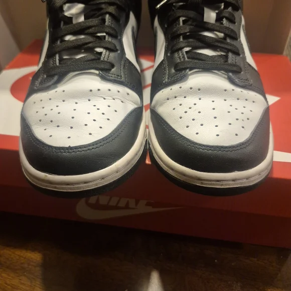 Nike Men’s Black and White Low-Top Sneakers — Two-Tone Swoosh Design - Picture 2 of 3